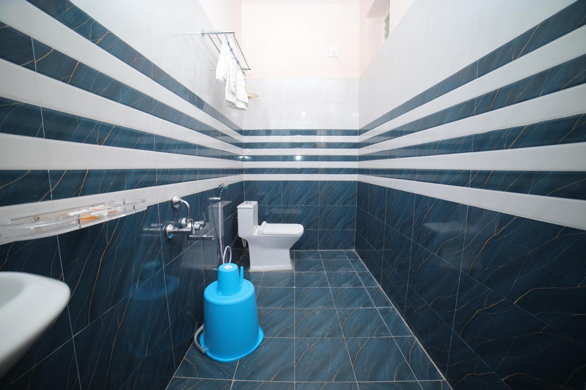 Hotel Sri Ganesh Grand Tirupati Esterno foto
